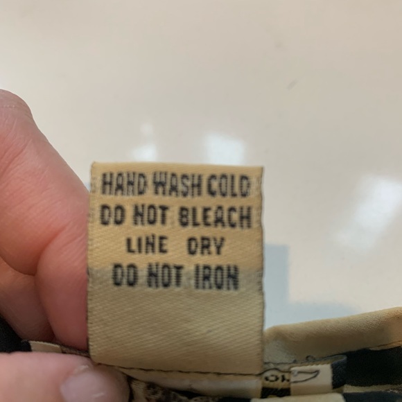 CDW Sheer pleated print blouse - Picture 9 of 9